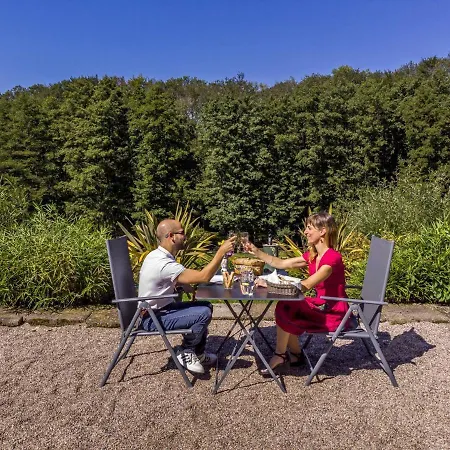 D'hotes Rubis Avec Terrasse Et Grand Parc - Fr-1-589-532 B&B 3*