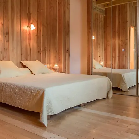 Chambre D'hotes Rubis Avec Terrasse Et Grand Parc - Fr-1-589-532 3* Le Clerjus